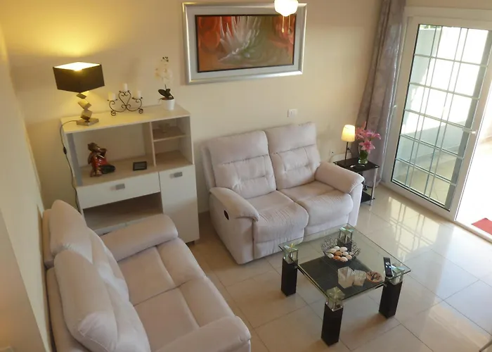 Carlos * 卡亚俄萨尔瓦赫