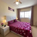 Carlos Apartment *
